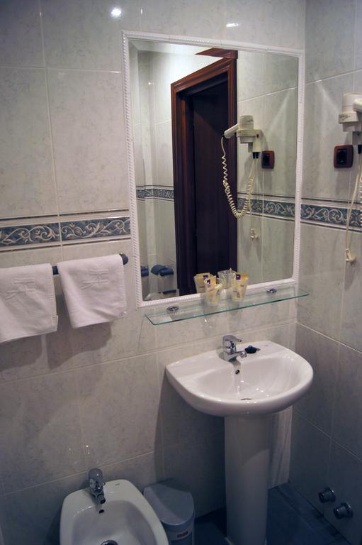 Hostal Victoria Málaga Quarto foto