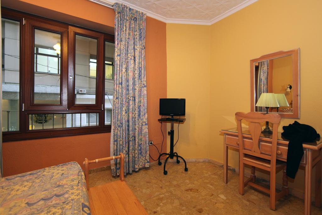 Hostal Victoria Málaga Quarto foto